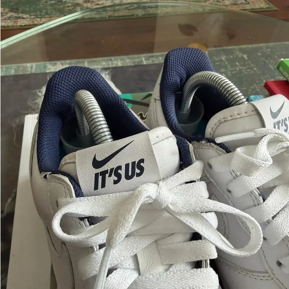 Nike size 5y
